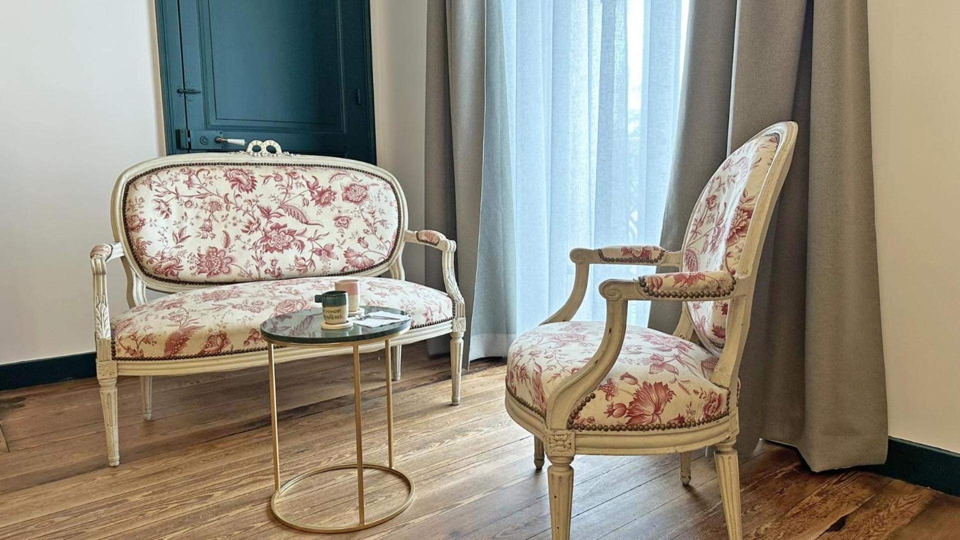 Le Manoir Des Perrieres Rochechouart Exterior foto