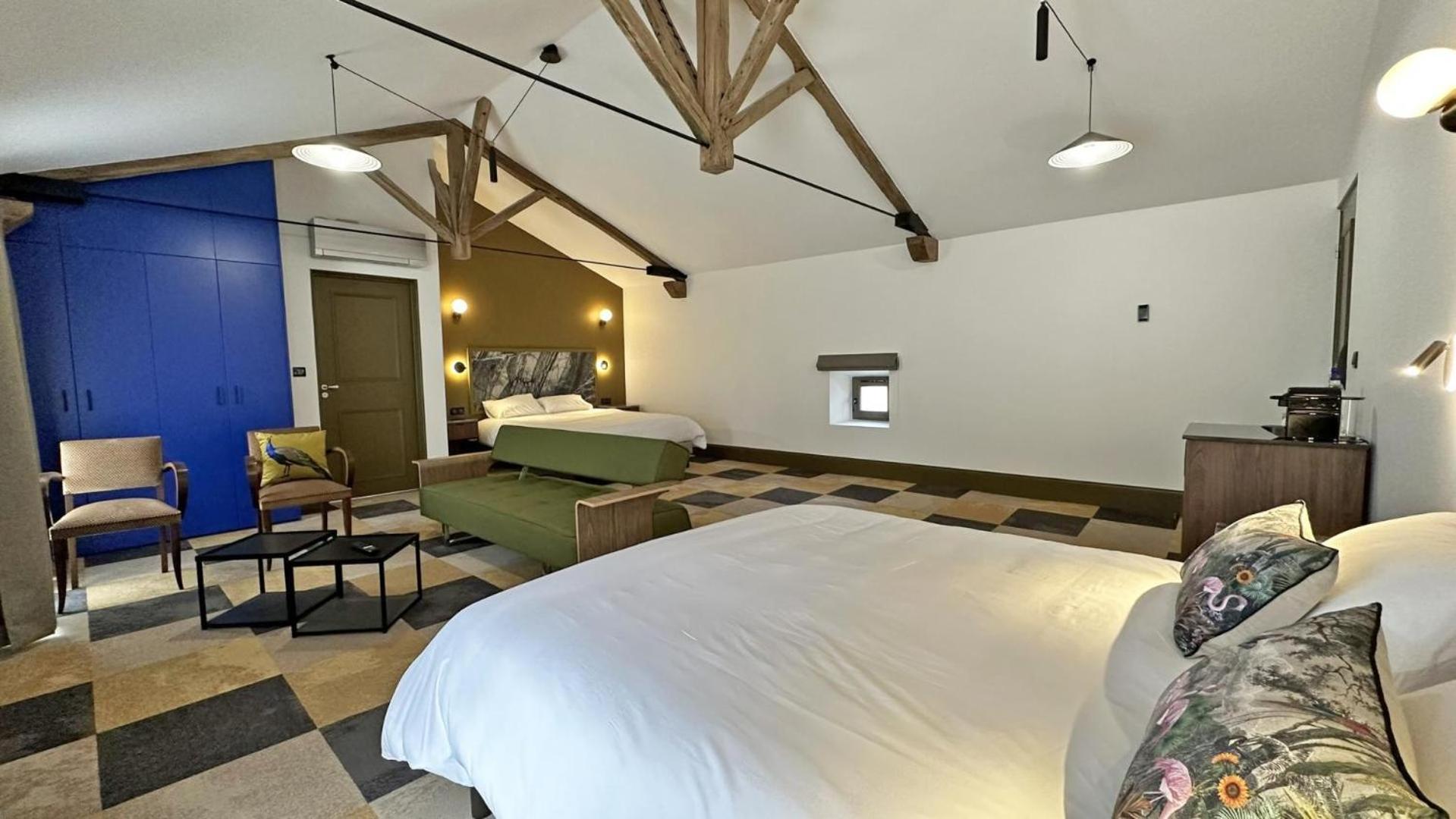 Le Manoir Des Perrieres Rochechouart Exterior foto